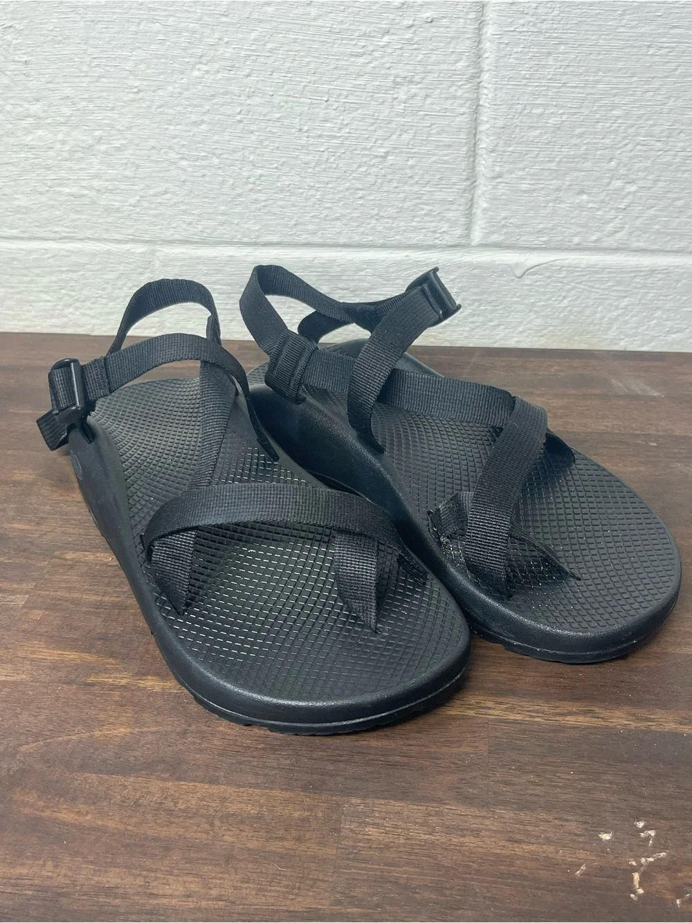 Chaco Z/1 Classic Sandals Men’s Size 10 Black Adjustable Outdoor Hiking Sandals
